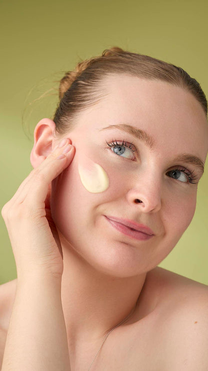 Honey, Beeswax & Almond Oil - US 73922