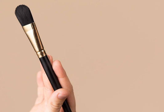 Fresh Faced Brush - US 60904
